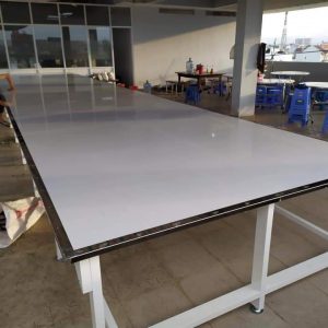 Bàn Cắt Vải Công Nghiệp