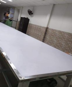 Bàn cắt vải dùng với máy trải vải